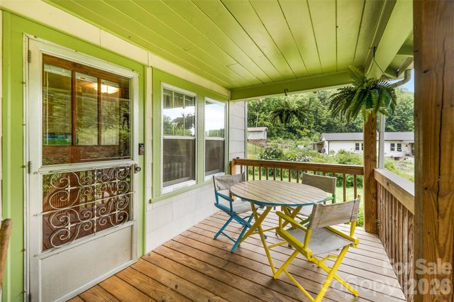 50 Rocky Branch Road, Waynesville, NC 28786