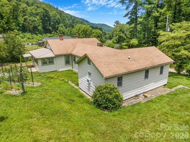 50 Rocky Branch Road, Waynesville, NC 28786