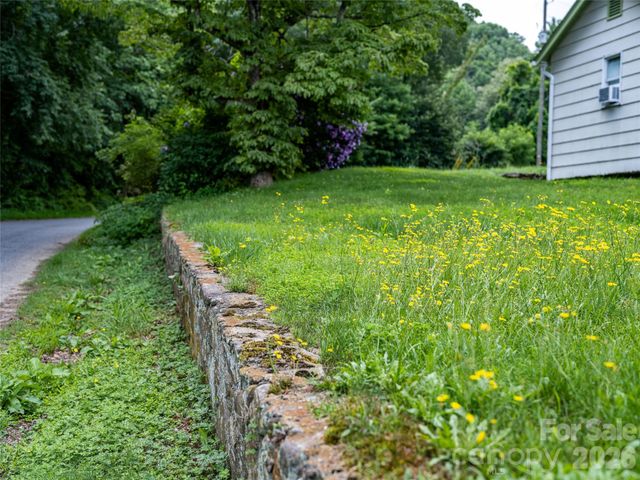 50 Rocky Branch Road, Waynesville, NC 28786