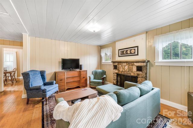 50 Rocky Branch Road, Waynesville, NC 28786