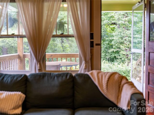 50 Rocky Branch Road, Waynesville, NC 28786