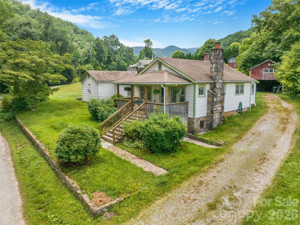 50 Rocky Branch Road, Waynesville, NC 28786