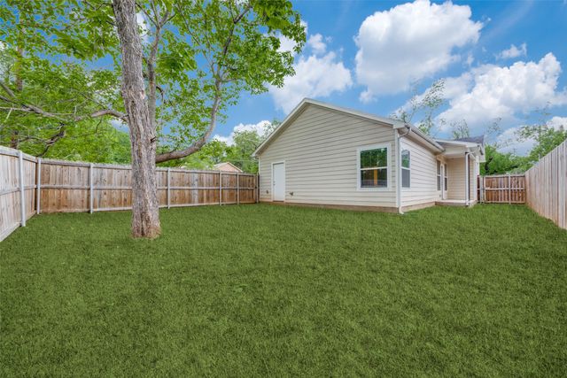 2901 S Scullin Avenue, Denison, TX 75020
