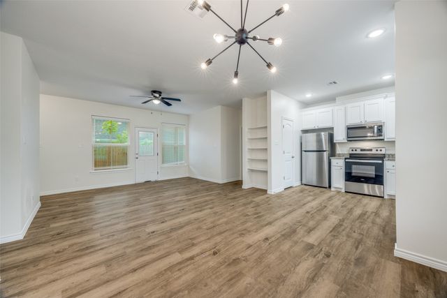 2901 S Scullin Avenue, Denison, TX 75020