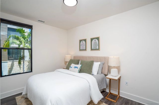 8570 Aspect Dr, San Diego, CA 92108