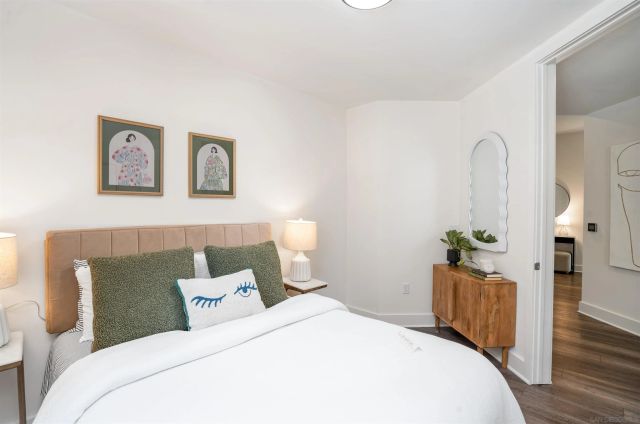 8570 Aspect Dr, San Diego, CA 92108