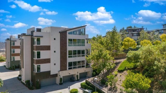 8570 Aspect Dr, San Diego, CA 92108