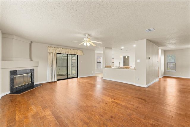 5253 Chessie Circle, Fort Worth, TX 76137