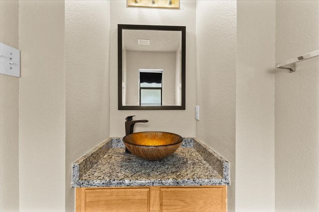 5253 Chessie Circle, Fort Worth, TX 76137