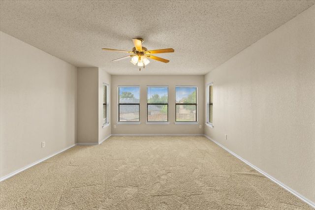 5253 Chessie Circle, Fort Worth, TX 76137