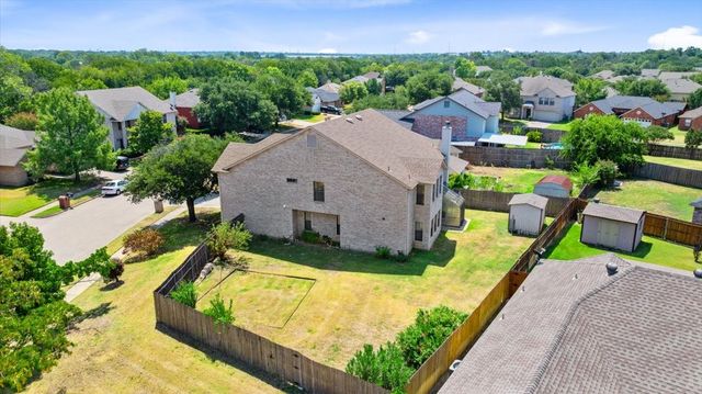 5253 Chessie Circle, Fort Worth, TX 76137