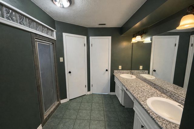 1010 Saint Andrews Road, Kingwood, TX 77339