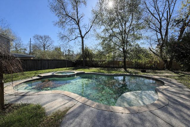 1010 Saint Andrews Road, Kingwood, TX 77339