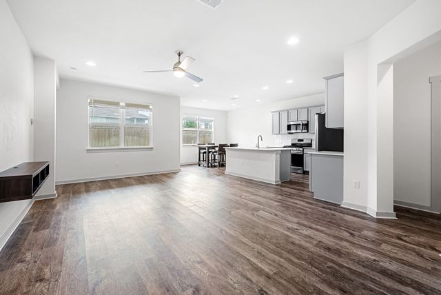 8025 City Top BLVD, Austin, TX 78724