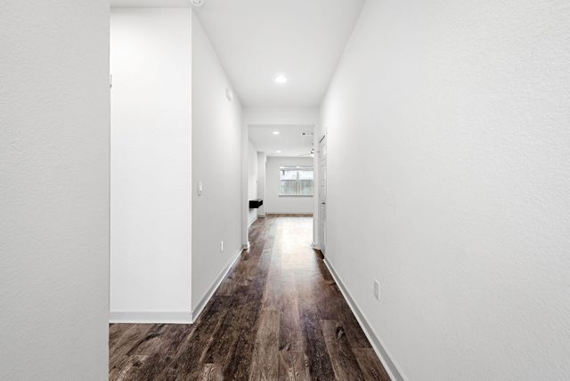 8025 City Top BLVD, Austin, TX 78724
