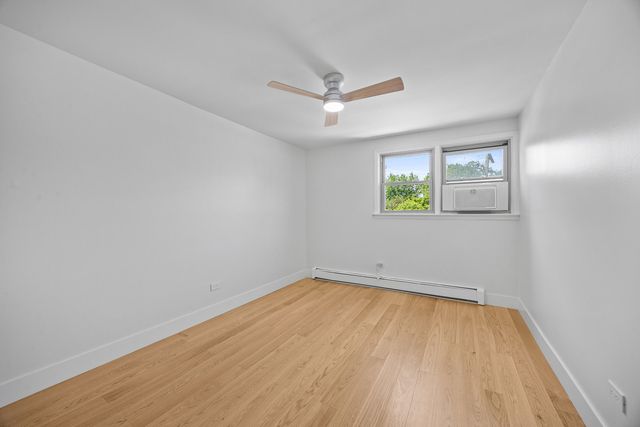 415 S LOMBARD Avenue 304, Oak Park, IL 60302