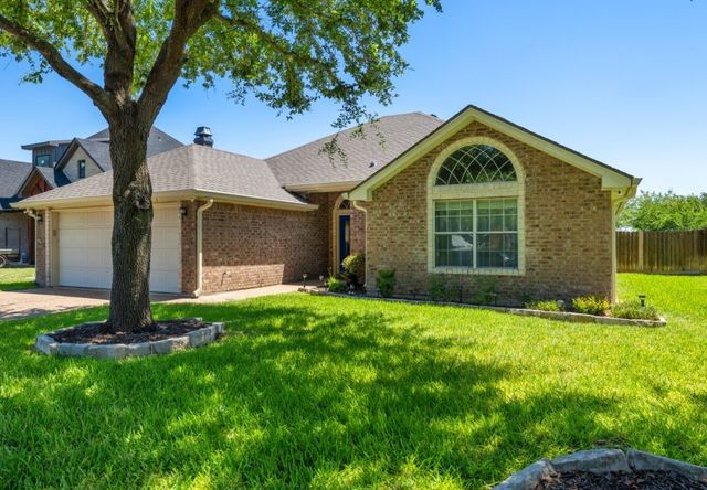 2800 Concho Bend Drive, Waco, TX 76712