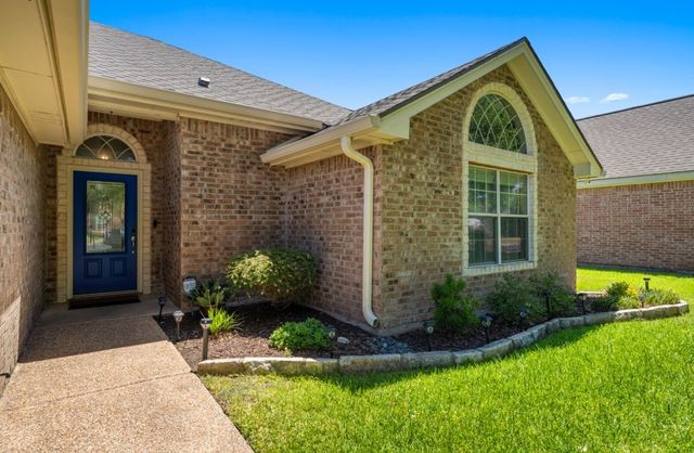 2800 Concho Bend Drive, Waco, TX 76712