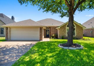 2800 Concho Bend Drive, Waco, TX 76712