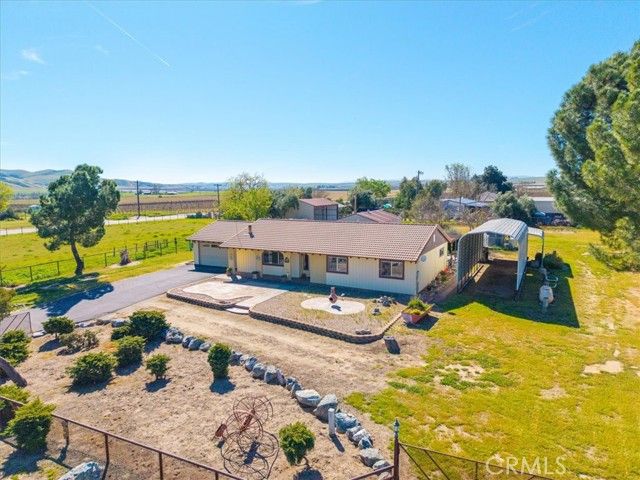 2100 Starkey Road, Shandon, CA 93461