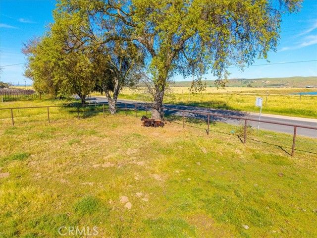 2100 Starkey Road, Shandon, CA 93461