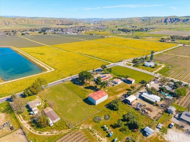 2100 Starkey Road, Shandon, CA 93461