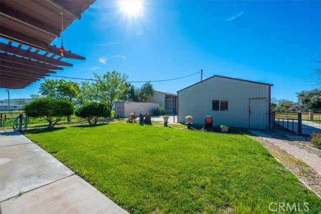 2100 Starkey Road, Shandon, CA 93461