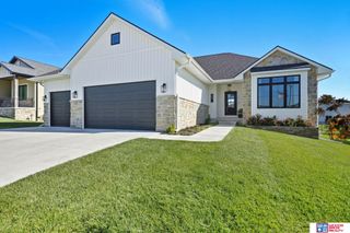 1028 Asher Avenue, Hickman, NE 68372