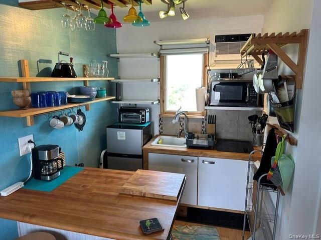 179A Ocean Walk 21, Cherry Grove, NY 11782