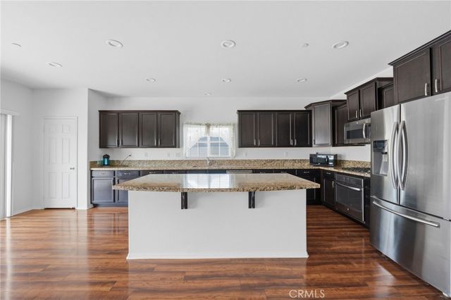 6815 Riverglen Court, Eastvale, CA 92880