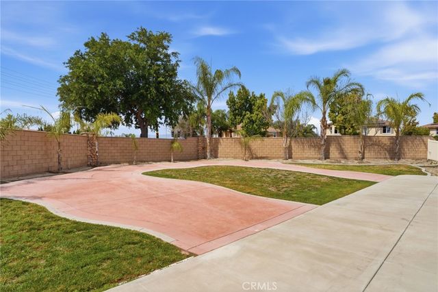 6815 Riverglen Court, Eastvale, CA 92880