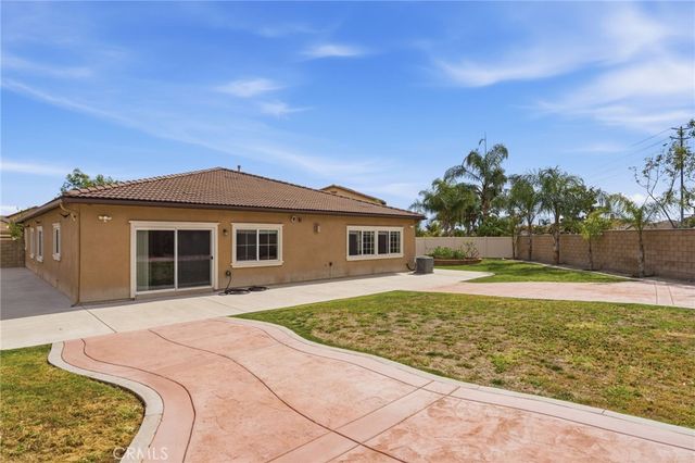 6815 Riverglen Court, Eastvale, CA 92880