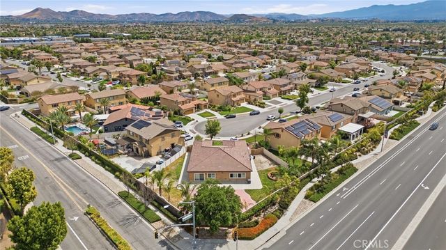 6815 Riverglen Court, Eastvale, CA 92880