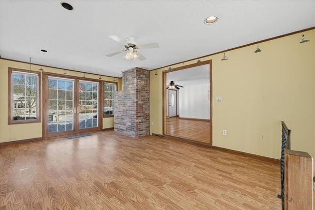 71 Clifford St, Yarmouth, MA 02664