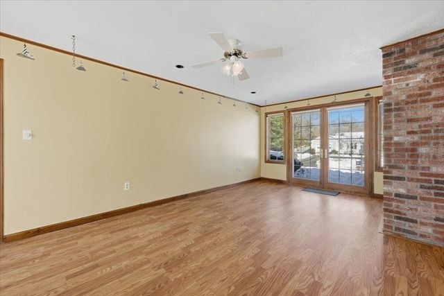 71 Clifford St, Yarmouth, MA 02664