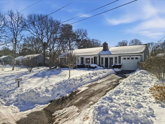 71 Clifford St, Yarmouth, MA 02664
