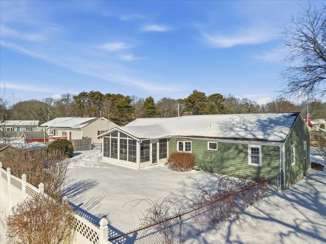 71 Clifford St, Yarmouth, MA 02664