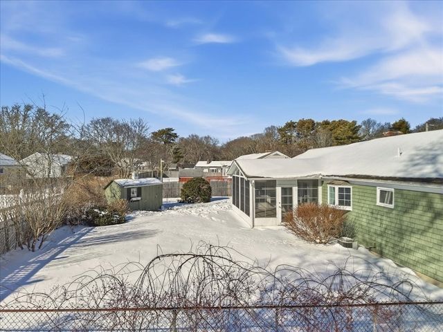 71 Clifford St, Yarmouth, MA 02664