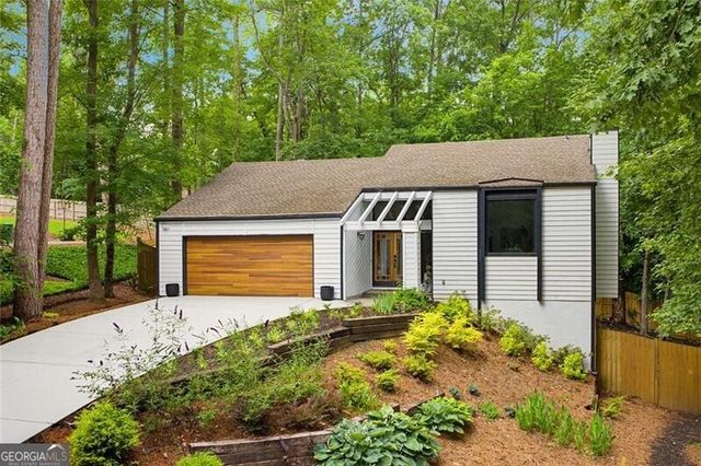 3452 Shawnee Trail SE, Smyrna, GA 30080
