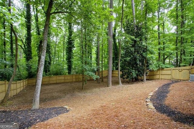 3452 Shawnee Trail SE, Smyrna, GA 30080