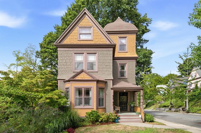 101 Ashmont St, Boston, MA 02124