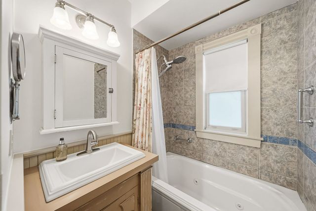 101 Ashmont St, Boston, MA 02124