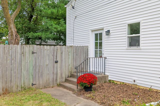 6690 Nez Perce Drive, Chanhassen, MN 55317