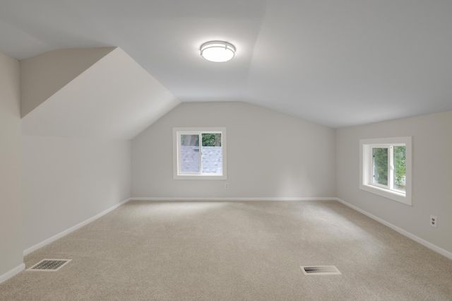 6690 Nez Perce Drive, Chanhassen, MN 55317