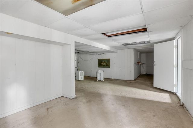 1421 Nerine Circle, Dunwoody, GA 30338