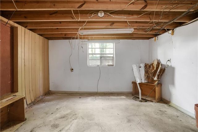 1421 Nerine Circle, Dunwoody, GA 30338