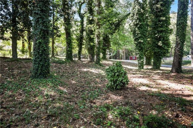 1421 Nerine Circle, Dunwoody, GA 30338
