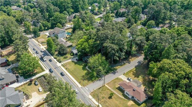 1421 Nerine Circle, Dunwoody, GA 30338