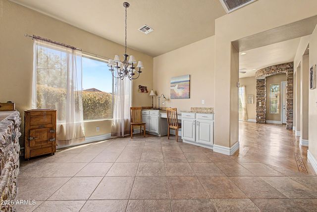 6295 S FAWN Court, Gilbert, AZ 85298