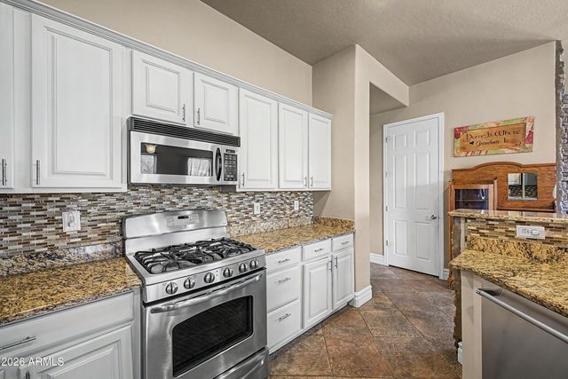 6295 S FAWN Court, Gilbert, AZ 85298